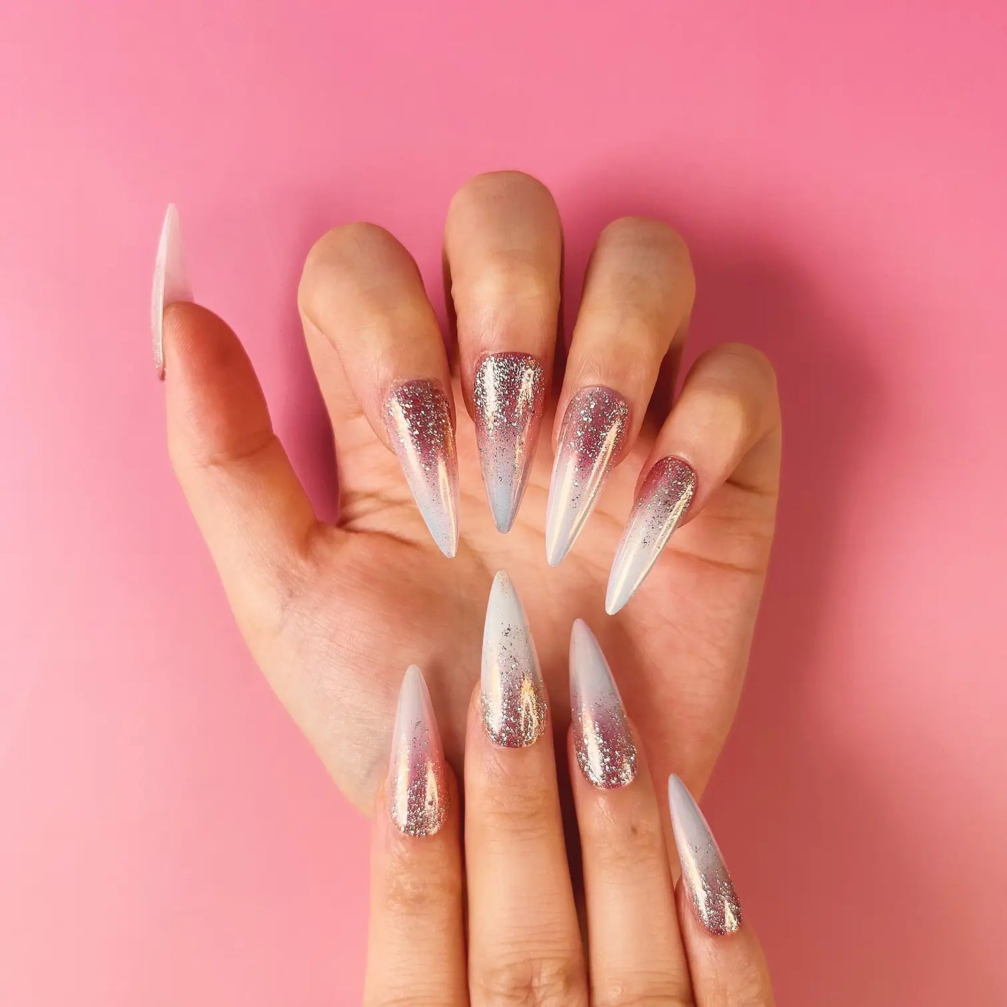 Q079-WHITE VALENTINE-STILETTO