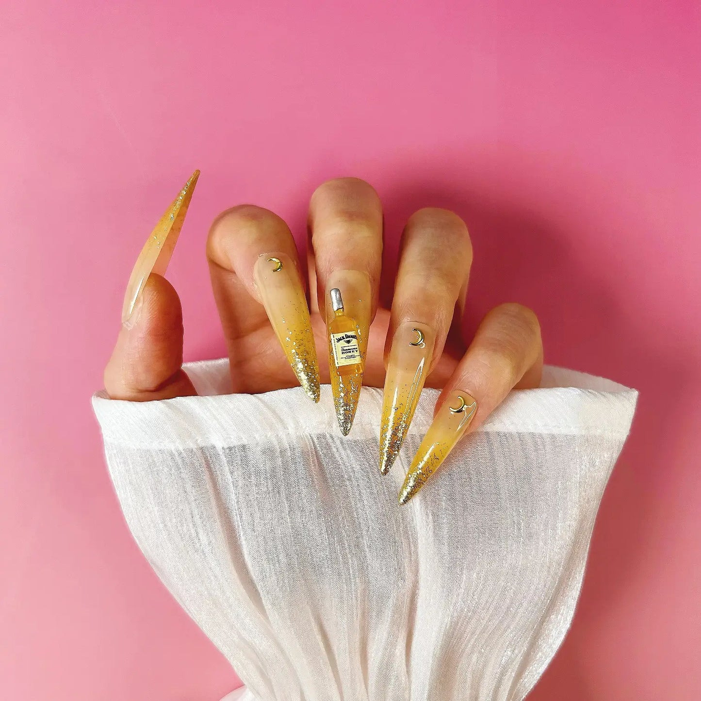 Q082-GOLD NIGHT- STILETTO