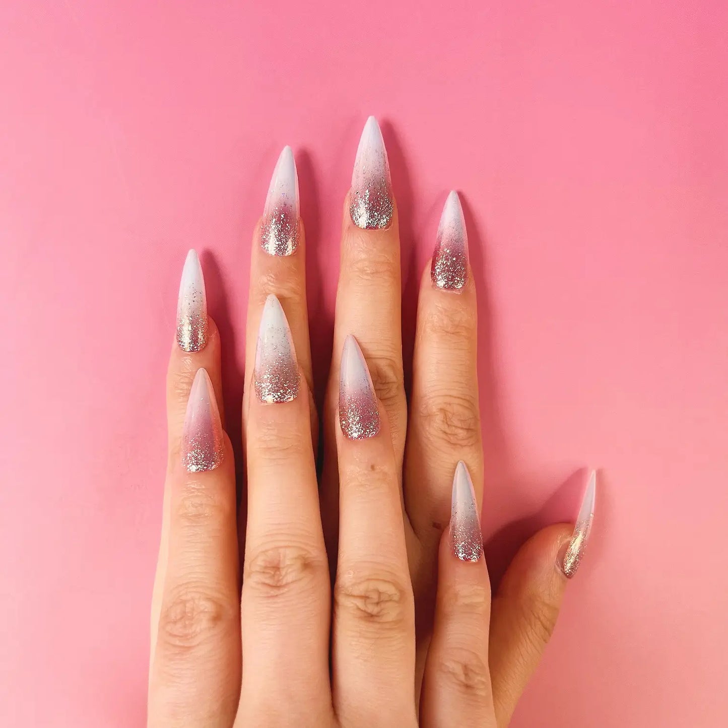 Q079-WHITE VALENTINE-STILETTO