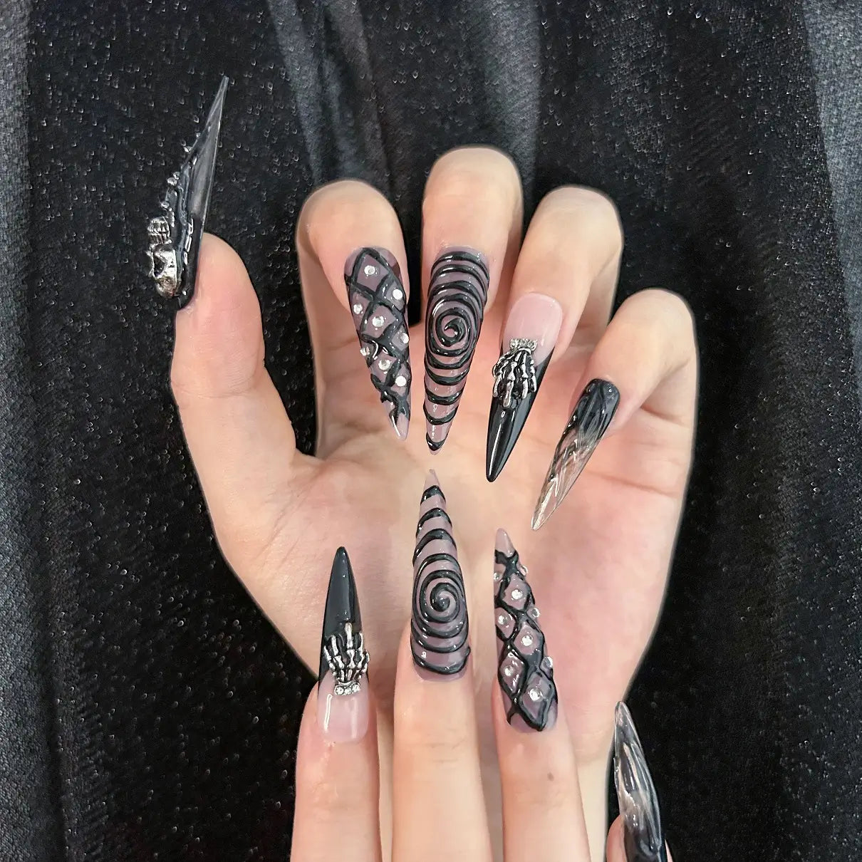 Q007-BLACK WITCH-STILETTO