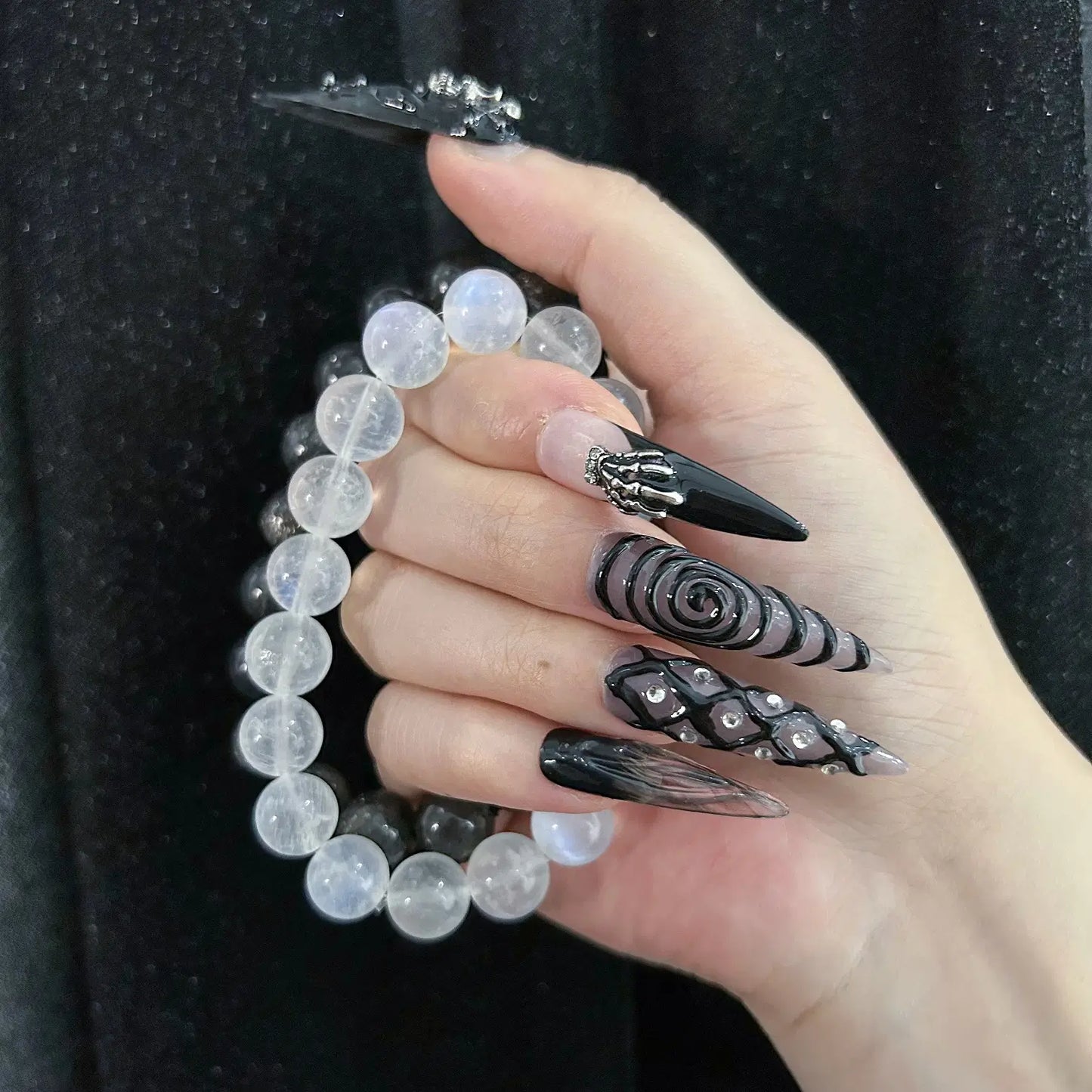 Q007-BLACK WITCH-STILETTO