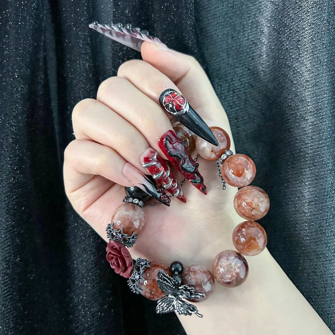 Q010-BLOOD WHIRLPOOL-STILETTO