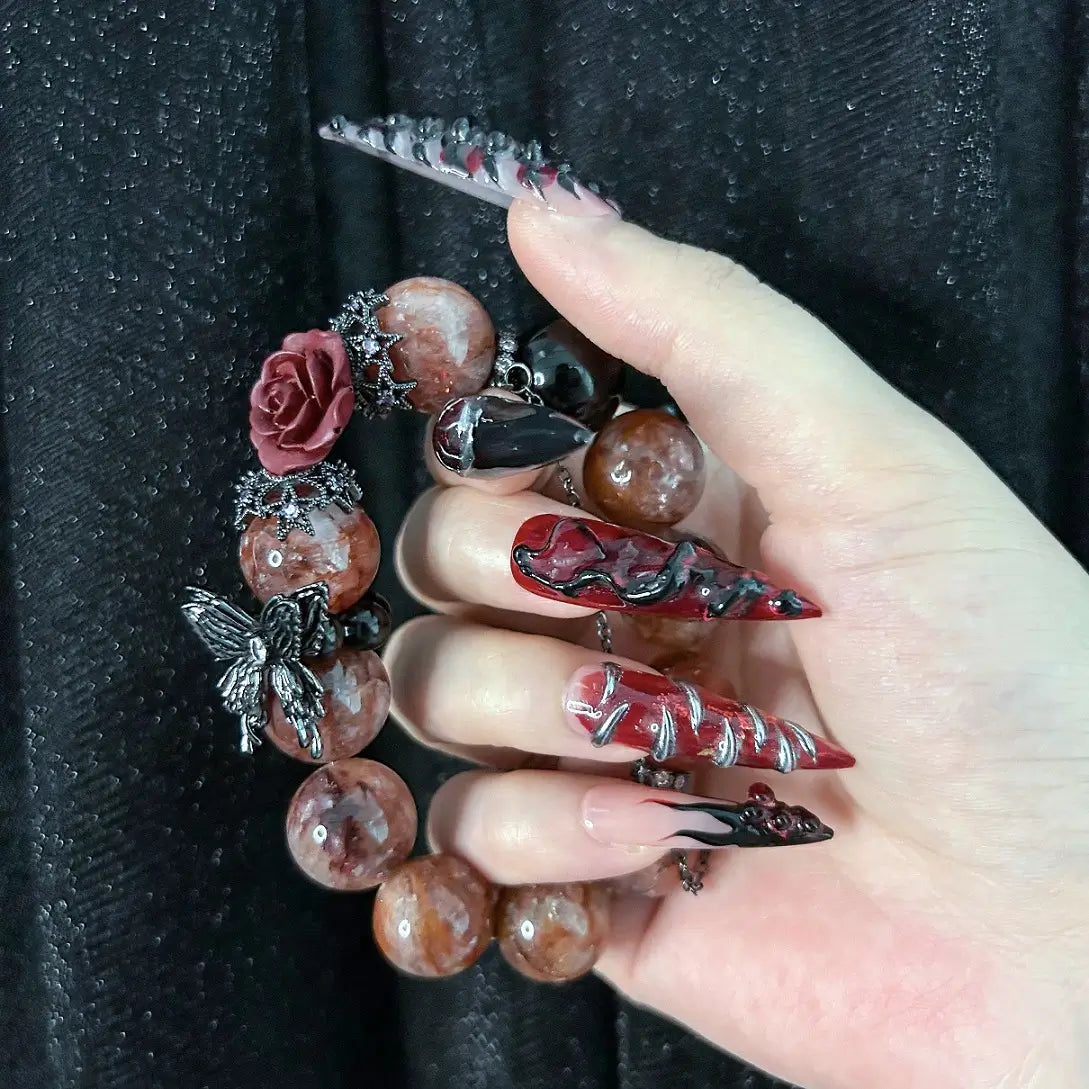 Q010-BLOOD WHIRLPOOL-STILETTO