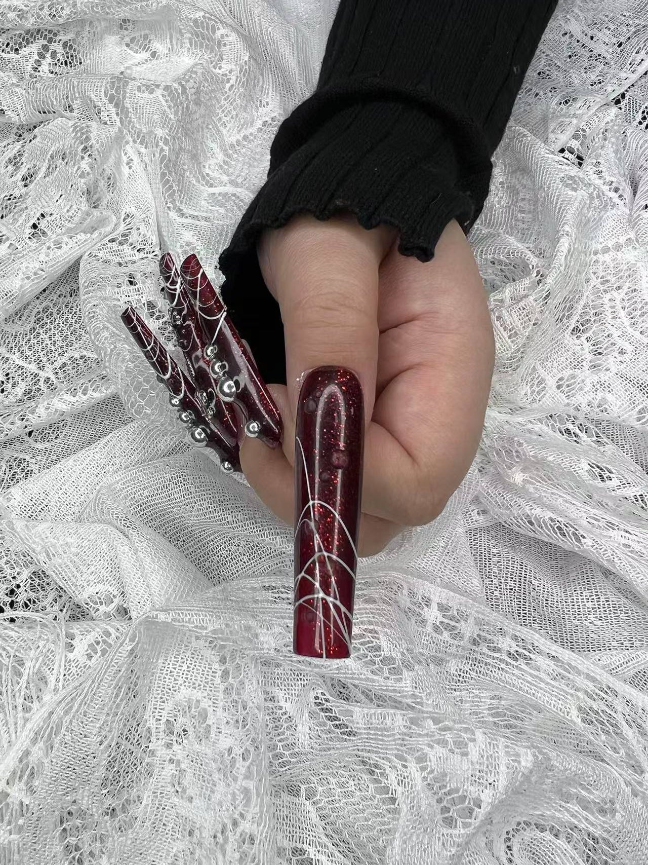 Q165-CRIMSON SPIDERWEB-SQUARE